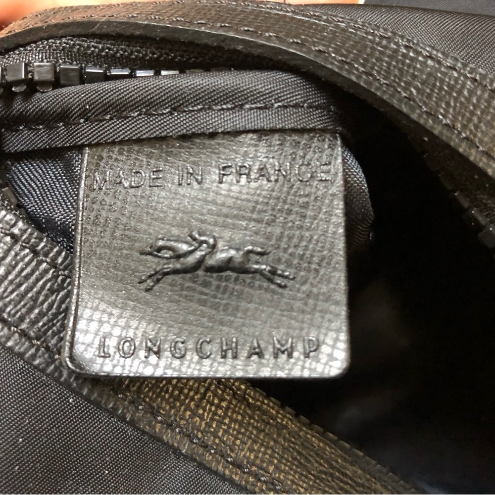 Longchamp Le Pliage Neo Flat Nylon Crossbody - Black - Picture 4 of 14